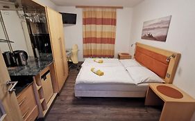 Cesar'S Motel